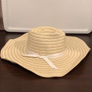 Beach sunhat